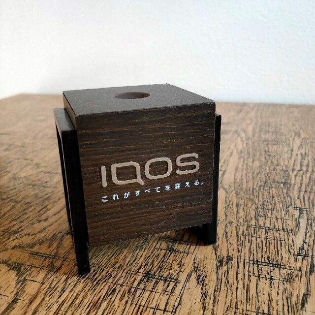 IQOS(アイコス)の非売品　新品未開封　iQOS　アイコス　吸い殻入れ メンズのファッション小物(タバコグッズ)の商品写真