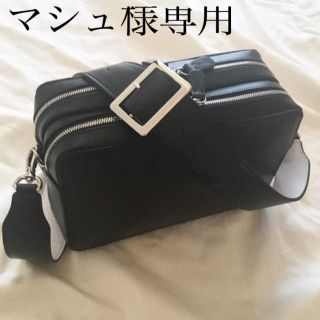 アクネ(ACNE)の《完売》YONFA ヨンファ スクエアショルダーバッグ(ショルダーバッグ)