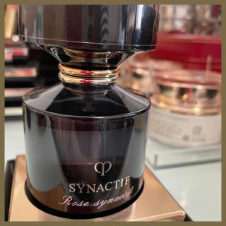 ほぼ未使用品 ほぼ満タン 資生堂 Cle De Peau, 45% OFF