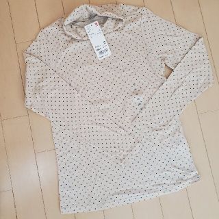 ユニクロ(UNIQLO)のさらにお値下！新品 UNIQLO トップス 140(Tシャツ/カットソー)