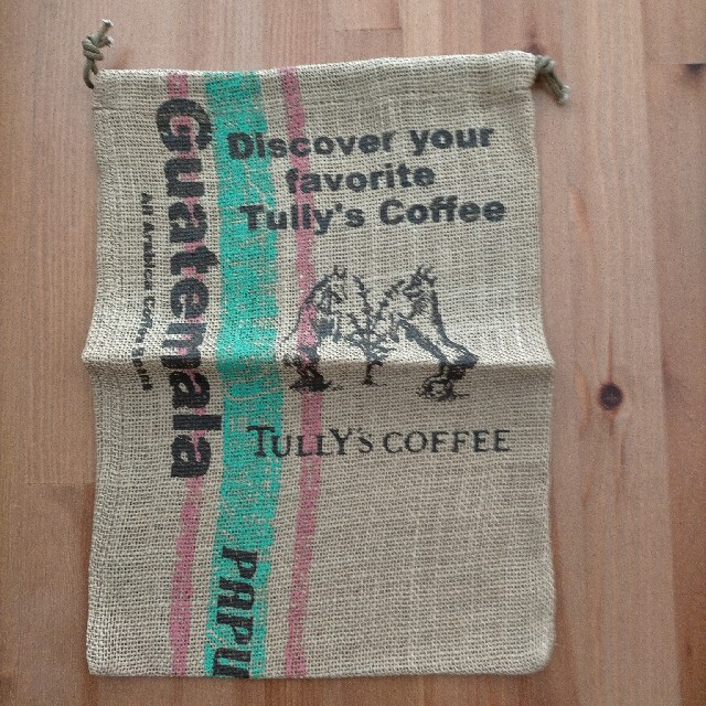 TULLY'S COFFEE(タリーズコーヒー)のタリーズコーヒー巾着袋 レディースのファッション小物(ポーチ)の商品写真