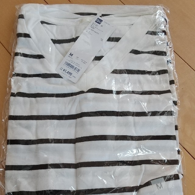 GU(ジーユー)のGU ボーダーVネックチュニック (半袖)  レディースのトップス(Tシャツ(半袖/袖なし))の商品写真