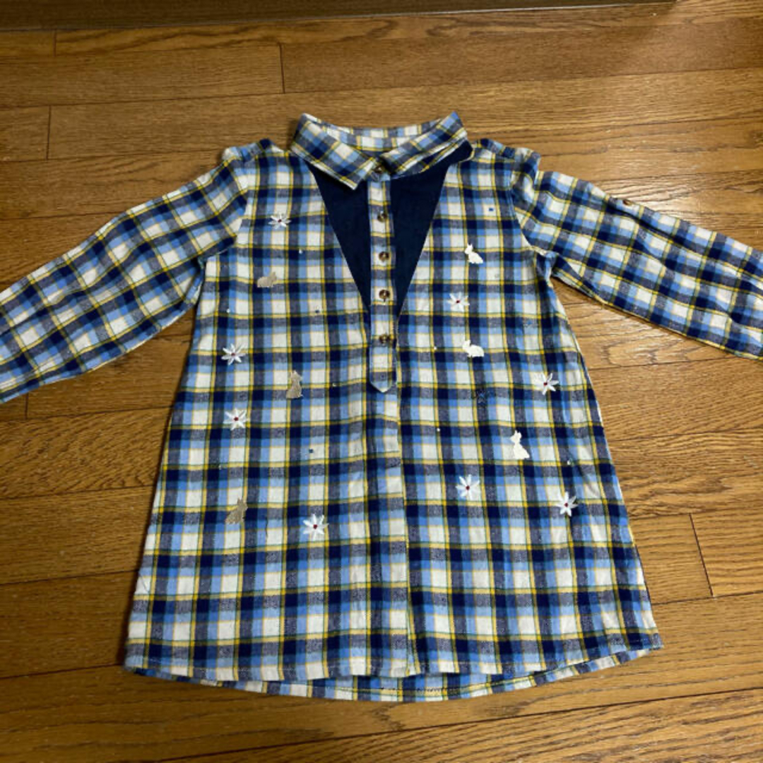 神戸ローレル　チェックの長袖シャツ　120〜130 キッズ/ベビー/マタニティのキッズ服女の子用(90cm~)(ブラウス)の商品写真