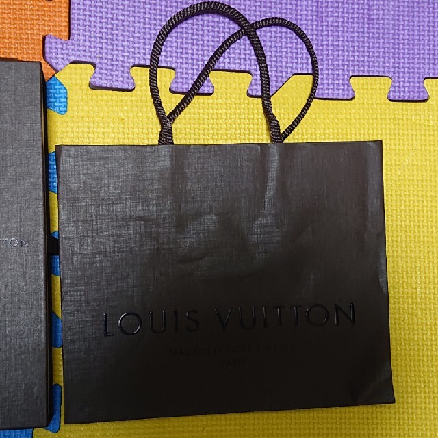 LOUIS VUITTON(ルイヴィトン)の未使用品　ルイヴィトン　モノグラム  メガネケース M66545　 レディースのファッション小物(サングラス/メガネ)の商品写真