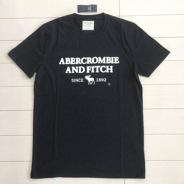 Abercrombie&Fitch(アバクロンビーアンドフィッチ)のabercrombie and fitch    Tシャツ メンズのトップス(Tシャツ/カットソー(半袖/袖なし))の商品写真