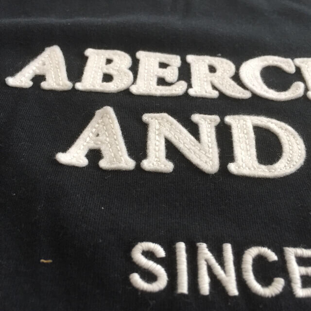 Abercrombie&Fitch(アバクロンビーアンドフィッチ)のabercrombie and fitch    Tシャツ メンズのトップス(Tシャツ/カットソー(半袖/袖なし))の商品写真