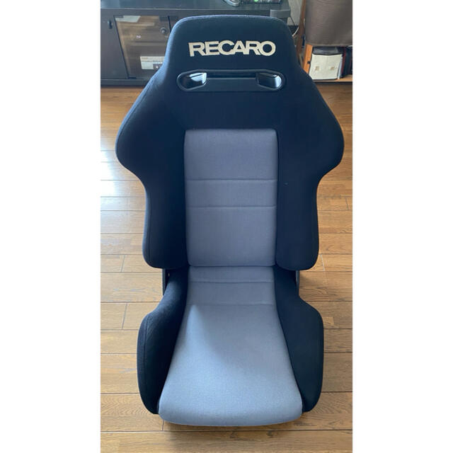 RECARO(レカロ)の美品！レカロ セミバケットシート SR-2 RECARO SRⅡ 【手渡し希望】 自動車/バイクの自動車(車種別パーツ)の商品写真