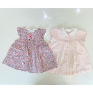 ベベ(BeBe)のbebe トップス スナップボタン 2着セット ピンク花柄 Sサイズ 〜80cm(シャツ/カットソー)