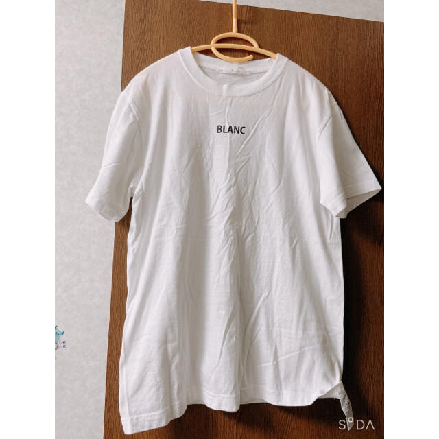 KBF(ケービーエフ)のkbf シンプルホワイトTシャツ レディースのトップス(Tシャツ(半袖/袖なし))の商品写真