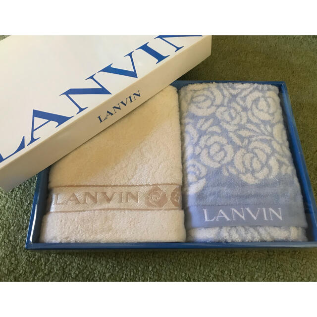 LANVIN(ランバン)の新品 LANVIN ランバン フェイスタオル 2枚セット インテリア/住まい/日用品の日用品/生活雑貨/旅行(タオル/バス用品)の商品写真