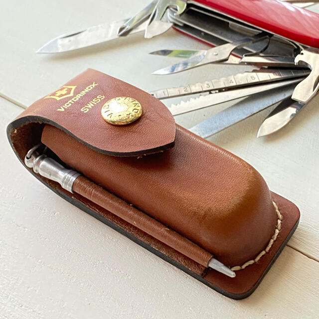 VICTORINOX - ビクトリノックス マルチツール レザーケース付き VICTORINOX - ビクトリノックス マルチツール レザーケース付き