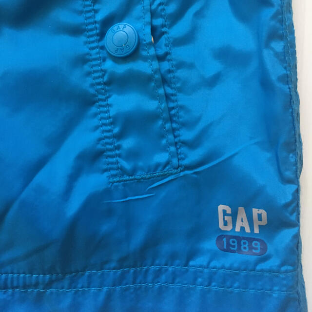 babyGAP(ベビーギャップ)のGAP パーカー　90 メンズのジャケット/アウター(ナイロンジャケット)の商品写真