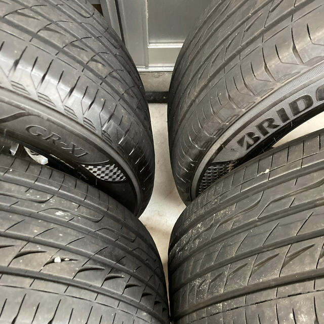 215/55R17 ラジアルタイヤ バリ山 | en.rs