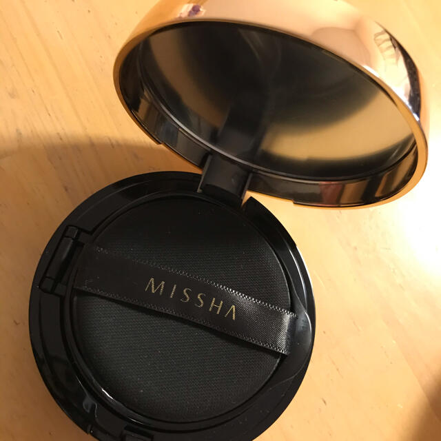 MISSHA(ミシャ)のニコニコショコラ様　専用です。 コスメ/美容のベースメイク/化粧品(ファンデーション)の商品写真