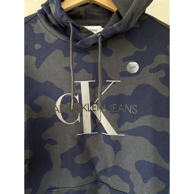 日本未発売　新品　CalvinKlein パーカー　メンズ　XSサイズ