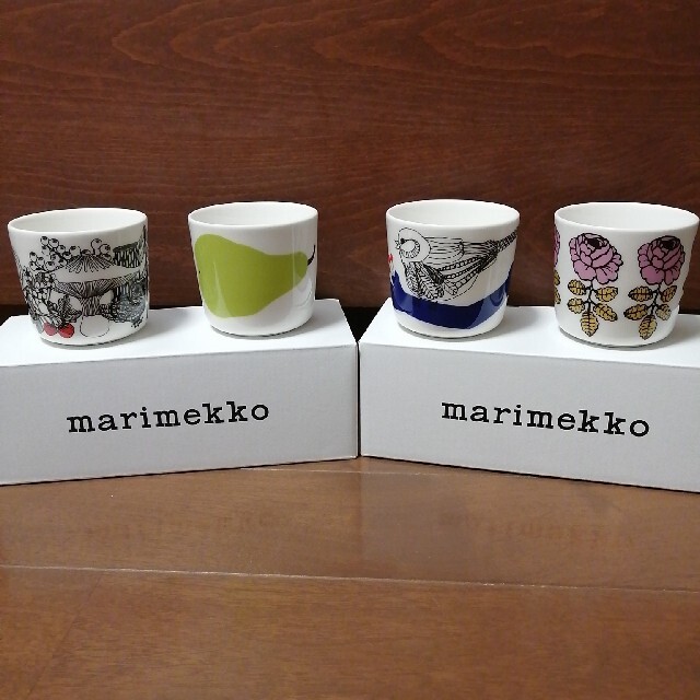 marimekko(マリメッコ)のお値下げ　マリメッコ　ラテマグ　4点セット インテリア/住まい/日用品のキッチン/食器(食器)の商品写真