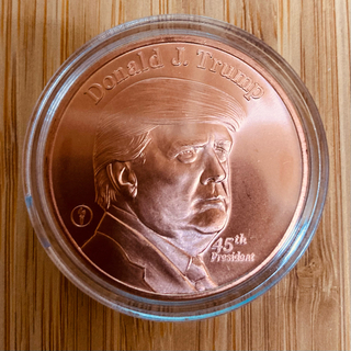 トランプ大統領　1オンス　銅貨　ホワイトハウス(貨幣)