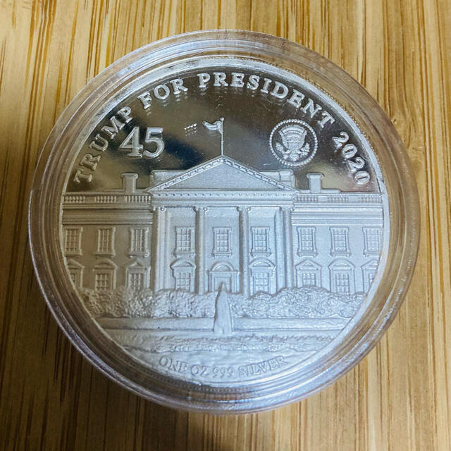 （レア！）トランプ大統領　1オンス　大型カラー銀貨　ホワイトハウス美術品/アンティーク