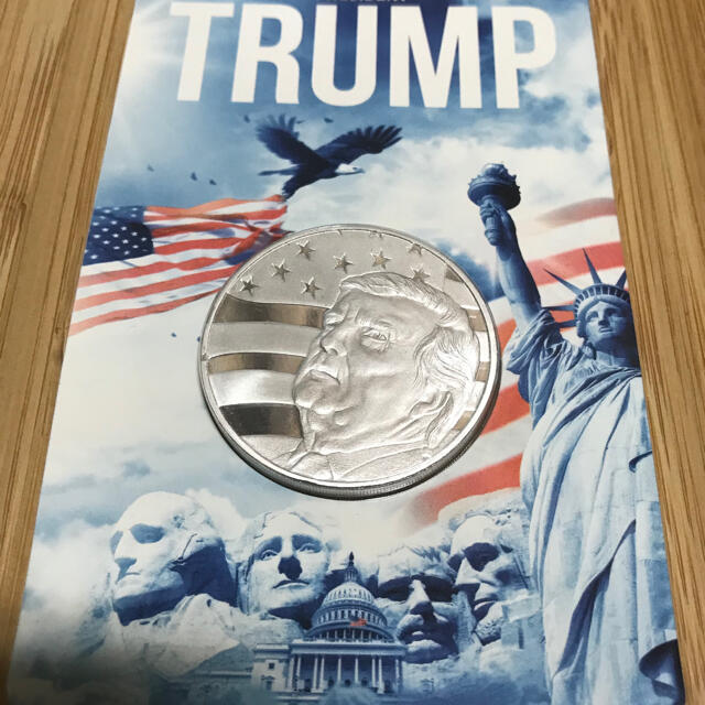 2020 トランプ大統領 銀貨 1オンス 台紙封入済み-