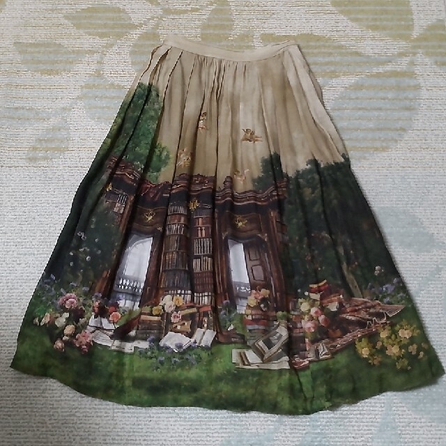 JaneMarple(ジェーンマープル)のジェーンマープル Holy libraryスカート レディースのスカート(ロングスカート)の商品写真