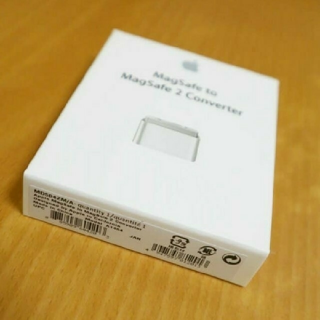 Mac (Apple)(マック)の【新品/未使用品】Apple製品 Mac の MagSafe 2 コンバーター スマホ/家電/カメラのPC/タブレット(PC周辺機器)の商品写真