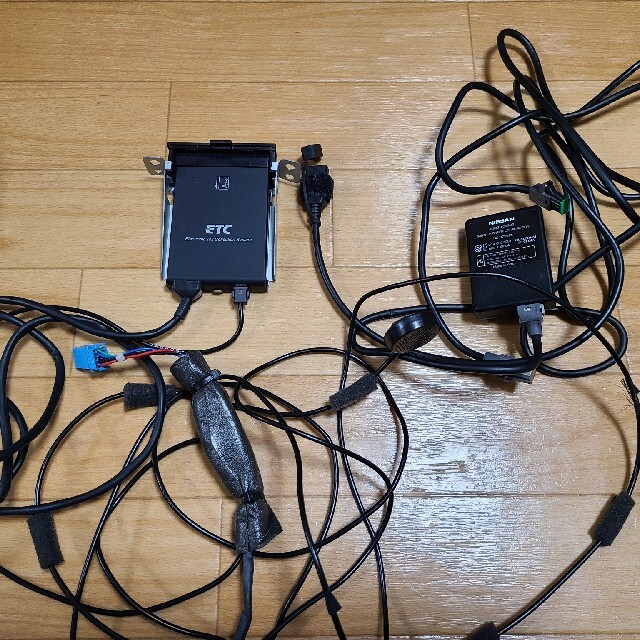 セレナ 純正9インチナビ 連動ETC付き MM516D-L | www.jarussi.com.br