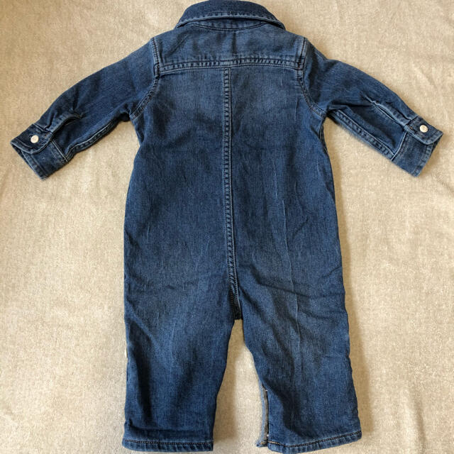 babyGAP(ベビーギャップ)のmyu…様専用　babyGAP デニムロンパース つなぎ　70cm キッズ/ベビー/マタニティのベビー服(~85cm)(ロンパース)の商品写真