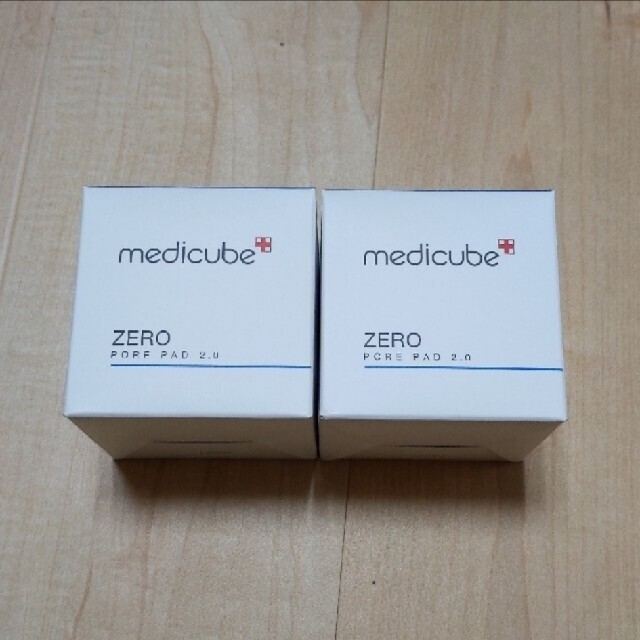 日本公式メディキューブ(MEDICUBE)ゼロ毛穴パッド2個セット+毛穴セラム コスメ/美容のスキンケア/基礎化粧品(パック/フェイスマスク)の商品写真