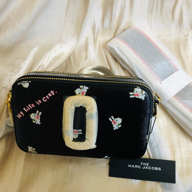 新品未使用★MagdaArcher x MARC JACOBSスナップショット黒マグダアーチャー