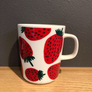 マリメッコ(marimekko)のマリメッコ　マンシッカ　マグカップ(グラス/カップ)