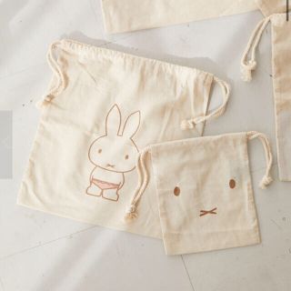 グリーンパークス(green parks)のGreen Parks miffy ミッフィー SET2点巾着ポーチ(ポーチ)