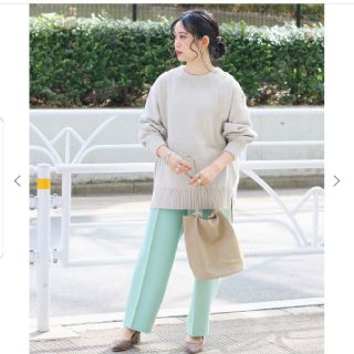 スローブイエナ(SLOBE IENA)の【美品】PU ストレートパンツ☆(カジュアルパンツ)