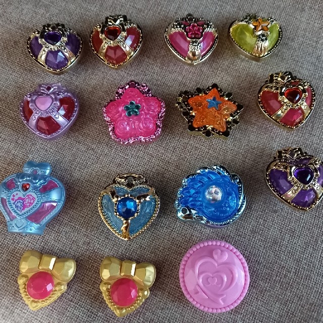 BANDAI(バンダイ)のHUGっとプリキュア　セット　ハグっとプリキュア　プリハート　ミライクリスタル エンタメ/ホビーのおもちゃ/ぬいぐるみ(キャラクターグッズ)の商品写真