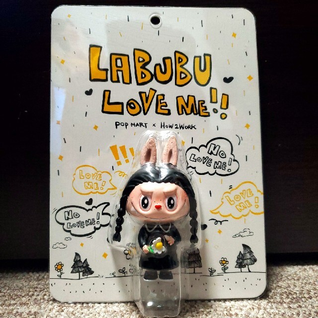 新品未開封　即日発送　LABUBU LOVE ME 限定品 ラブブ