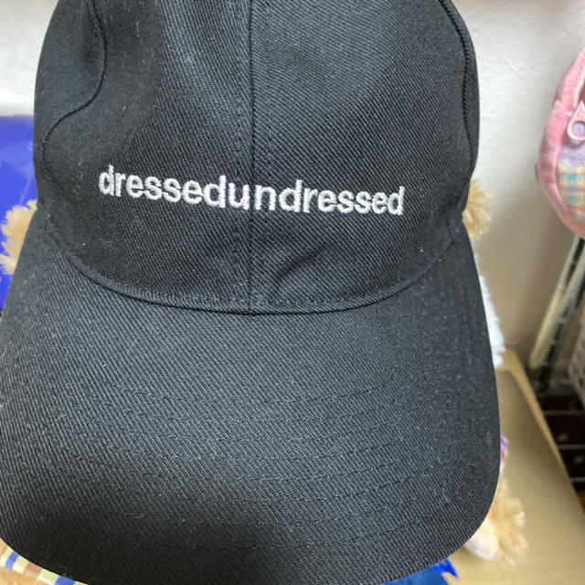 DRESSEDUNDRESSED(ドレスドアンドレスド)の吉沢亮着用キャップ dressesdundressed  メンズの帽子(キャップ)の商品写真