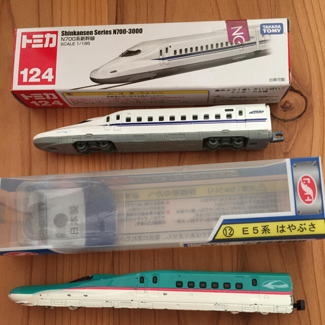Takara Tomy(タカラトミー)の除菌済トミカN700系新幹線のみ キッズ/ベビー/マタニティのおもちゃ(電車のおもちゃ/車)の商品写真
