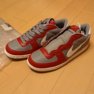 ナイキ(NIKE)の本日限定価格❕レア‼️《サンプル品》NIKEターミネーターlow　デッドストック(スニーカー)