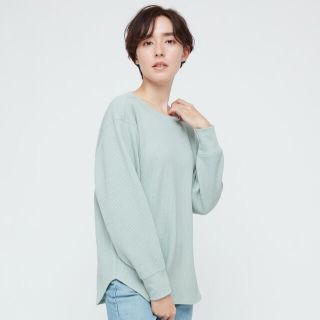 ユニクロ(UNIQLO)のUNIQLO ワッフル　クルーネックT ライトグリーン　S(Tシャツ(長袖/七分))