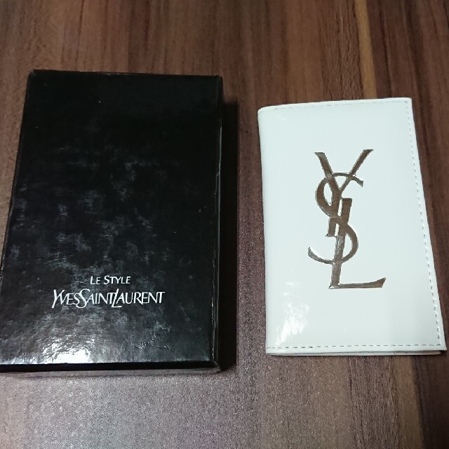 Saint Laurent(サンローラン)のT.Na様 5月20お取り置きサンローラン　カードケース レディースのファッション小物(名刺入れ/定期入れ)の商品写真