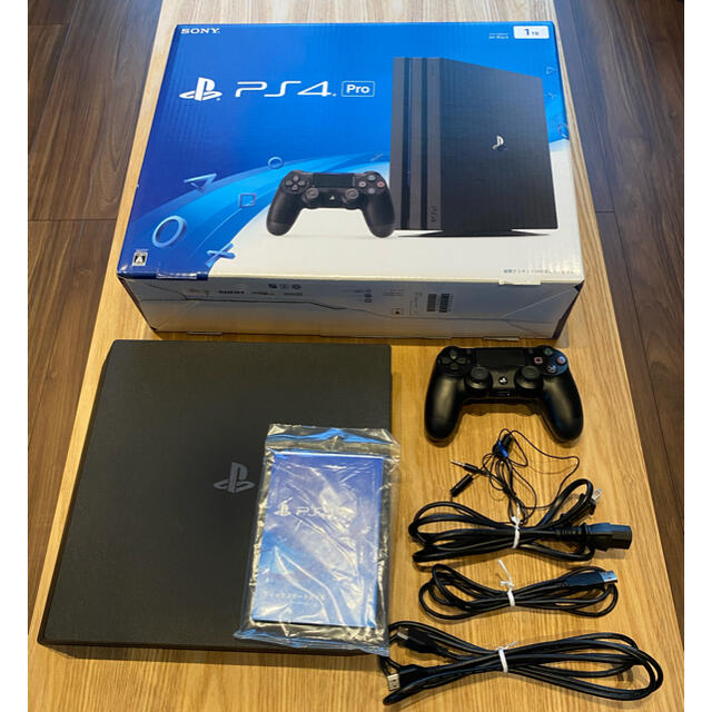 SONY PlayStation4 Pro 本体  CUH-7000BB01ゲームソフトゲーム機本体