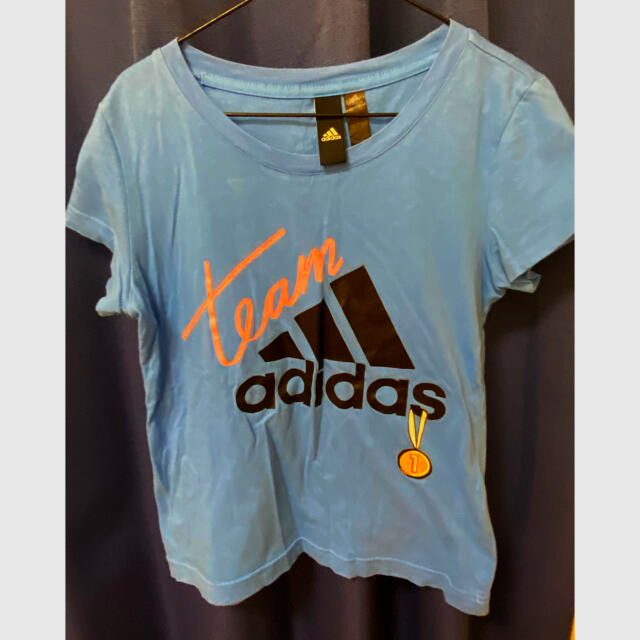adidas(アディダス)のadidas 子供Tシャツ　140  スポーツ/アウトドアのサッカー/フットサル(ウェア)の商品写真