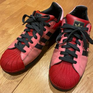 アディダス(adidas)のアディダスadidas スニーカー　ピンク　赤　26.5cm(スニーカー)