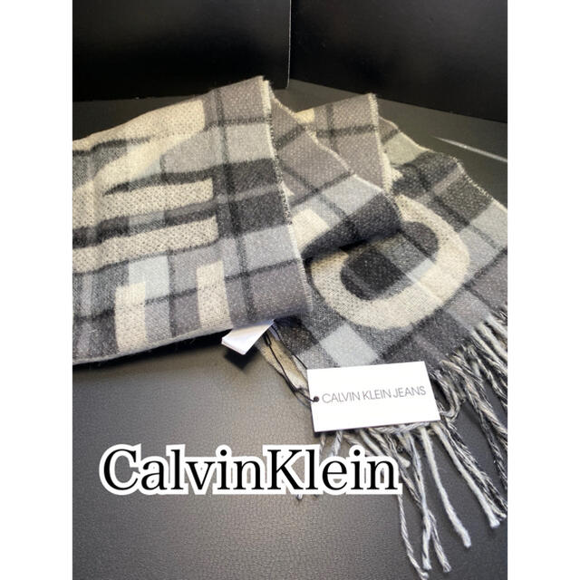 Calvin Klein(カルバンクライン)の新品　日本未発売　CalvinKlein マフラー　チェック　グレー メンズのファッション小物(マフラー)の商品写真