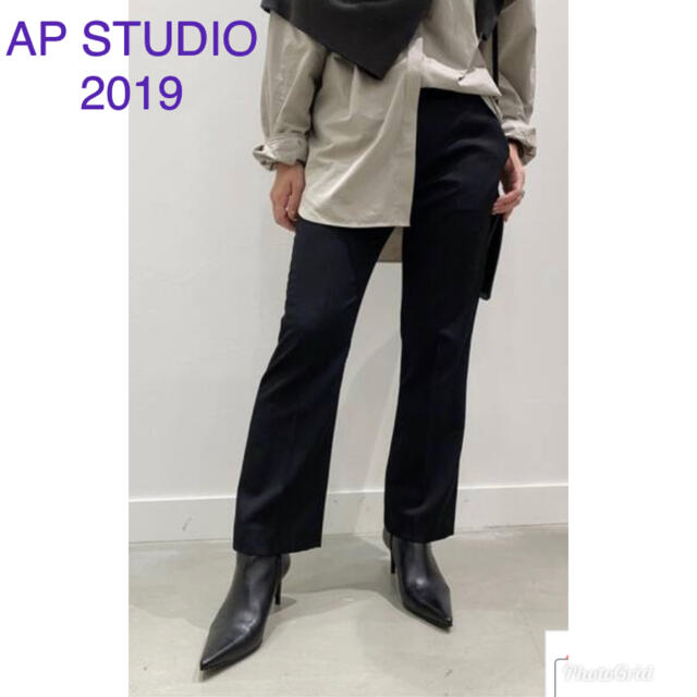 DEUXIEME CLASSE(ドゥーズィエムクラス)のgin様専用　AP STUDIO ブラックストレートクロップドパンツ レディースのパンツ(クロップドパンツ)の商品写真