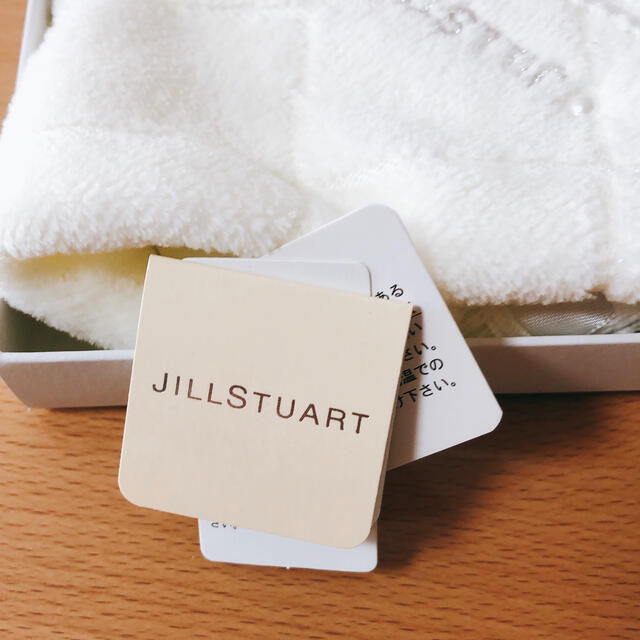 JILLSTUART(ジルスチュアート)のジルシチュアート　タオルハンカチ レディースのファッション小物(ハンカチ)の商品写真