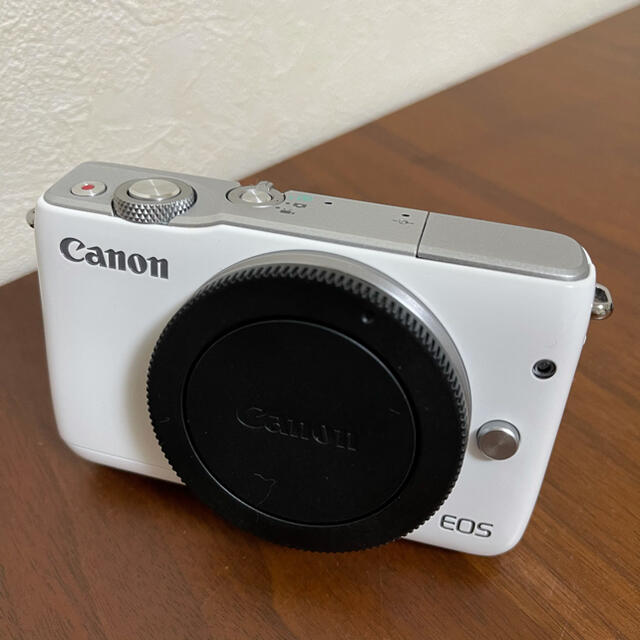 WiFi値下げ中！Canon EOS M10 ミラーレス一眼　レンズ2本セットほぼ未使用