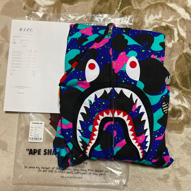 パーカーAPE BAPE KAWS KID CUDI  shark シャーク　パーカー