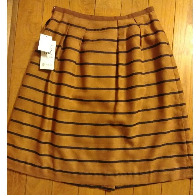 MICHEL KLEIN(ミッシェルクラン)の新品ミッシェルクランスカート レディースのスカート(ひざ丈スカート)の商品写真