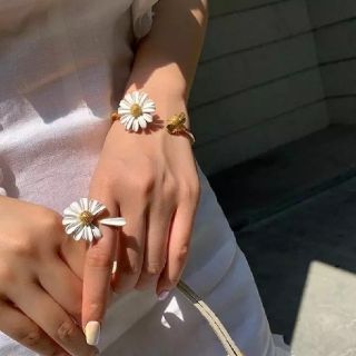 ザラ(ZARA)のマーガレットアクセサリーセット(セット/コーデ)