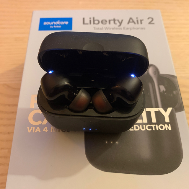 anker soundcore liberty air 2 ブラック スマホ/家電/カメラのオーディオ機器(ヘッドフォン/イヤフォン)の商品写真